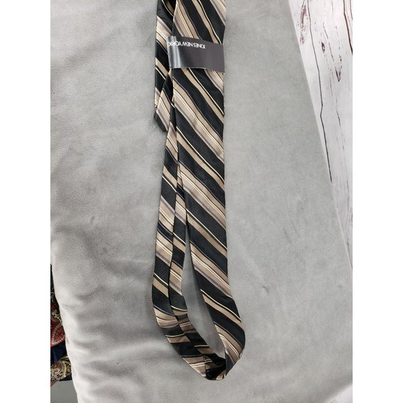 Jones New York 100% Imported Silk Striped Men's NWT Tie - Picture 2 of 9